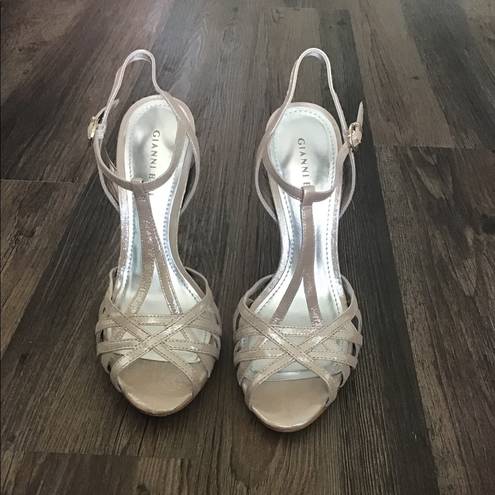 Gianni Bini dress shoes